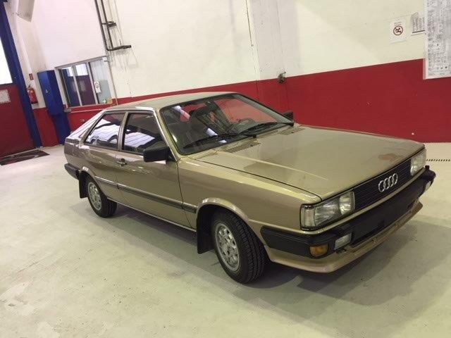 Audi 80 Coupe B2 in Goldbraun