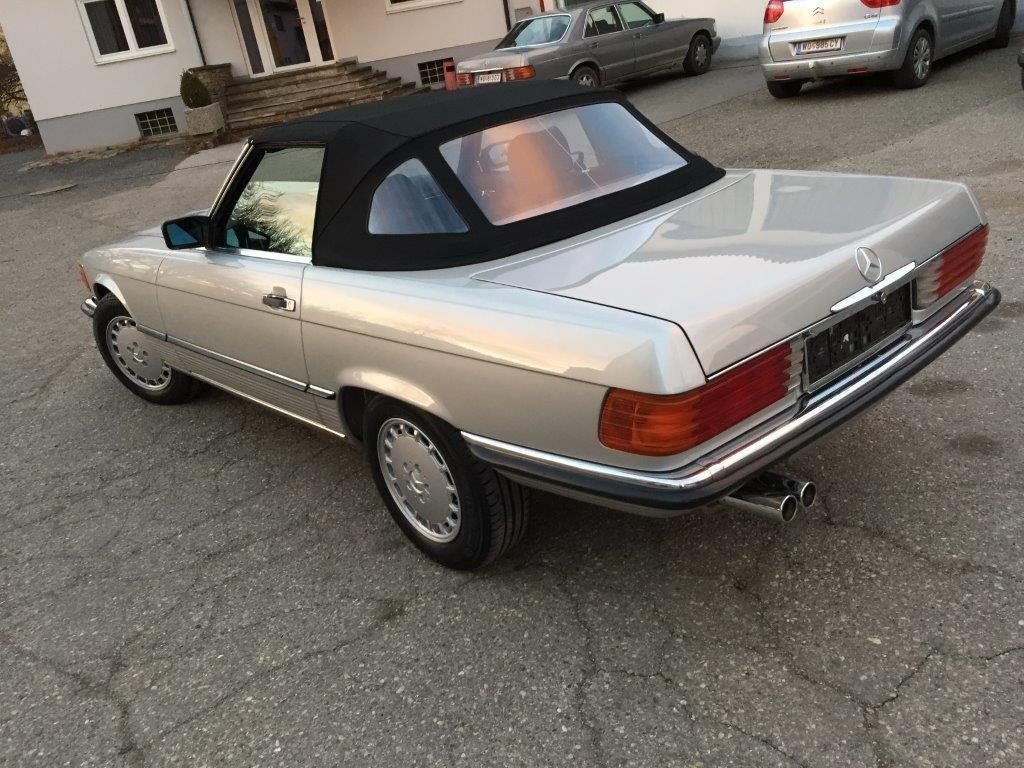 Fertiger 500 SL, Heckansicht