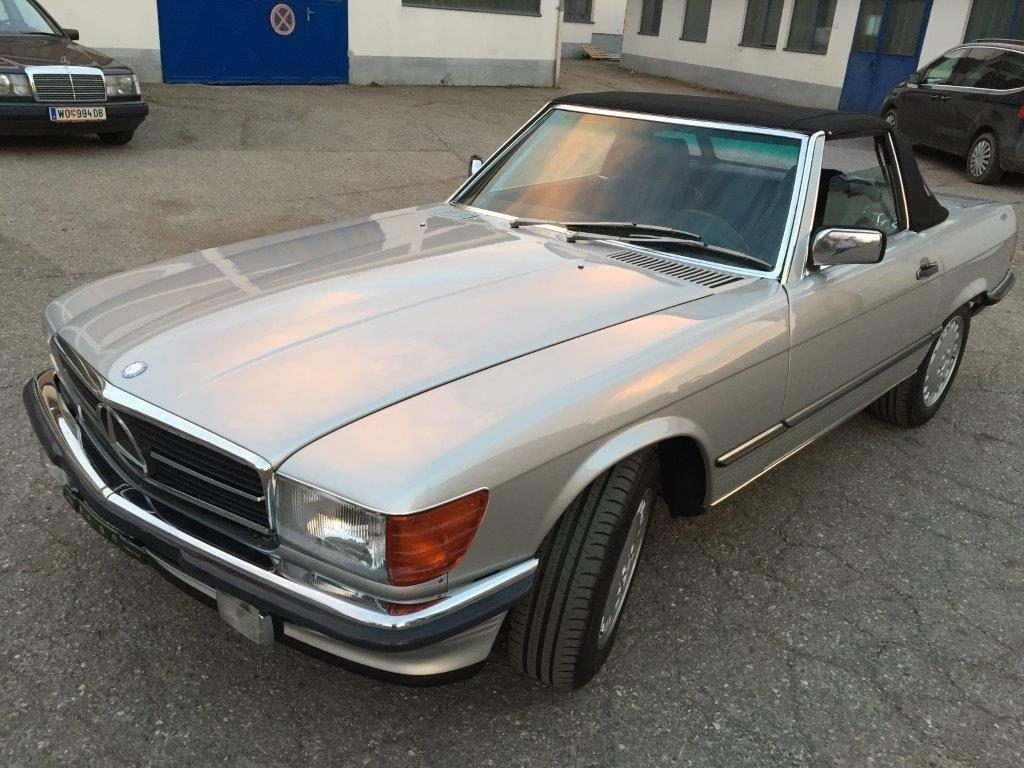 Mercedes-Benz W107 500 SL nach der Restaurierung